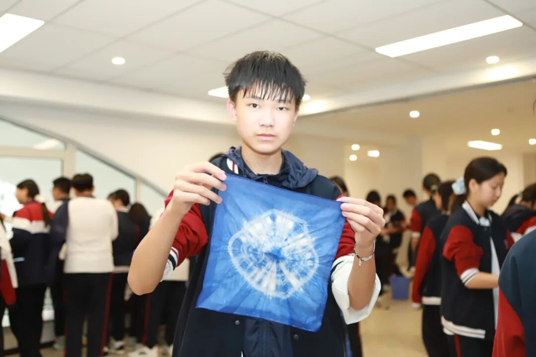 ea8759bda5d71e8d5c574dec7a504469-sz_73050.jpg ea8759bda5d71e8d5c574dec7a504469-sz_73050.jpg