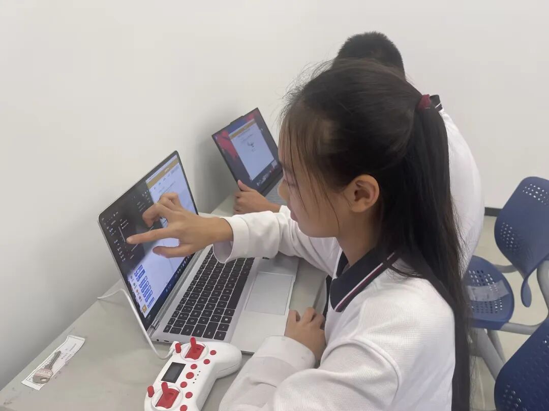 835b73dc59516cf832545ebdf87dbad7-sz_73536.jpg 835b73dc59516cf832545ebdf87dbad7-sz_73536.jpg